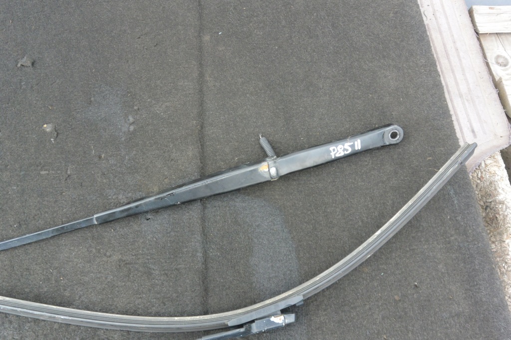 Важіль двірники комплект  tesla model s 12-16 eu в Україні