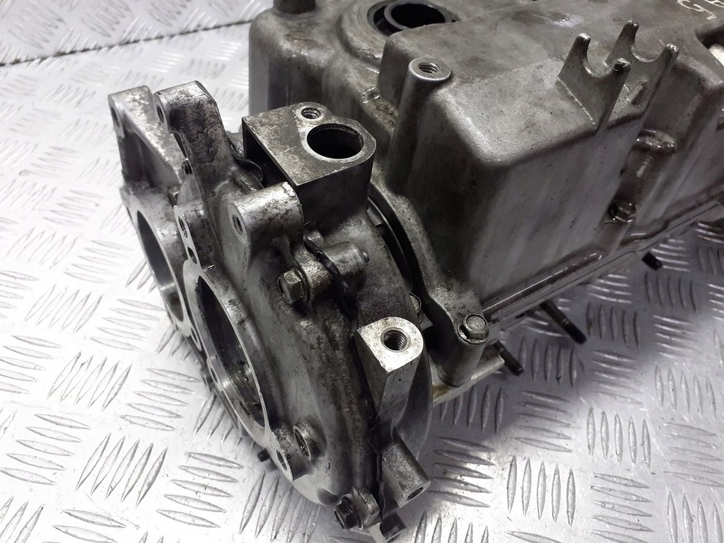 фото №11, Головка mazda 5 2.0 cd rf5c2-1