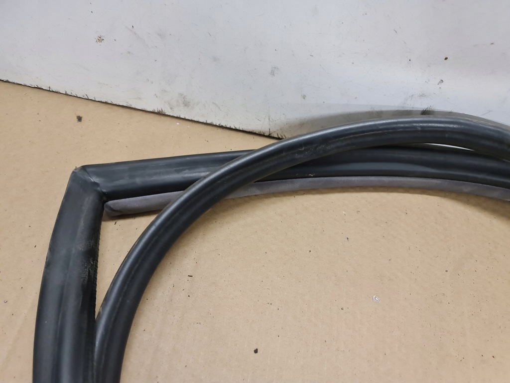 фото №5, Прокладка двері лівий задня audi a8 d2