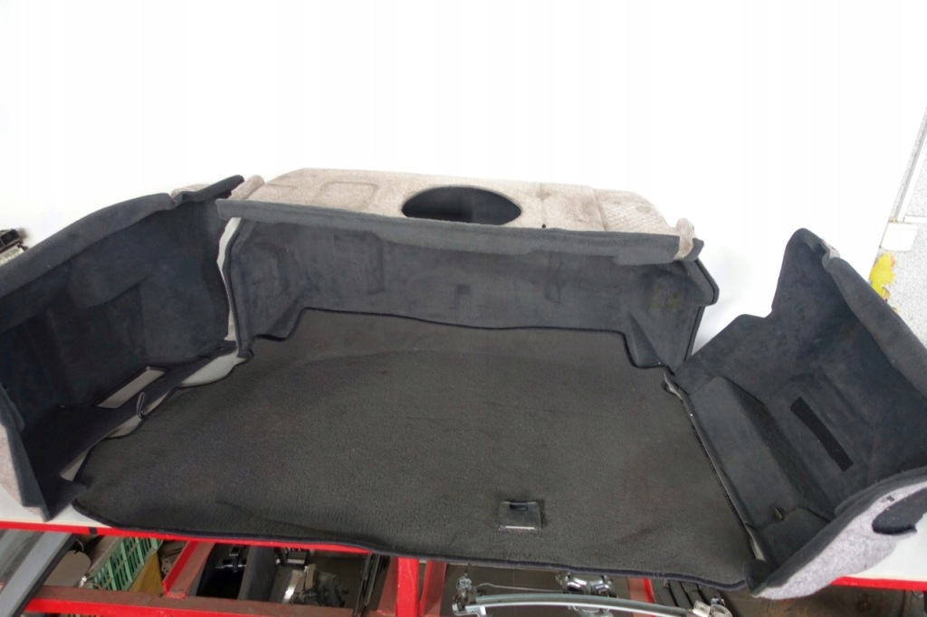 фото №1, Mercedes w215 обивка багажника обшивка коврик cl