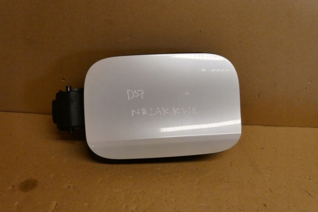 Купить Крышка заливной топлива ds 7 crossback 2019 9820772380 kwe