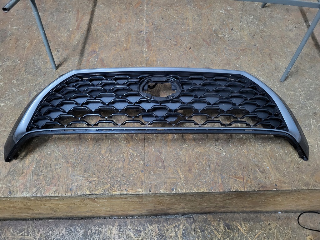 фото №13, Toyota corolla cross решётка радиатора решётка радиатора передняя перед