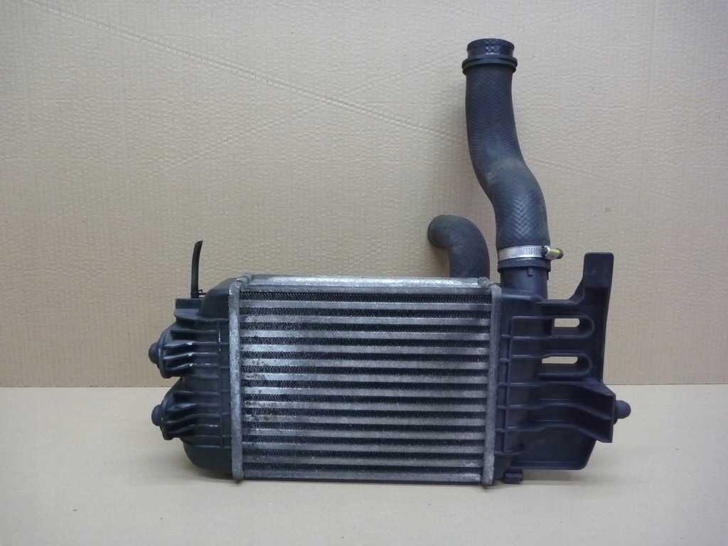 фото №1, Интеркулер toyota yaris ii 1.4 d4d