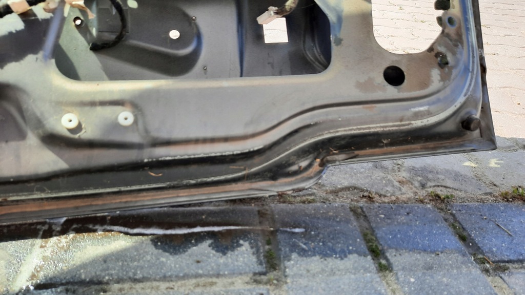 фото №14, Задня кришка багажника volvo v40 00-04r 347-22