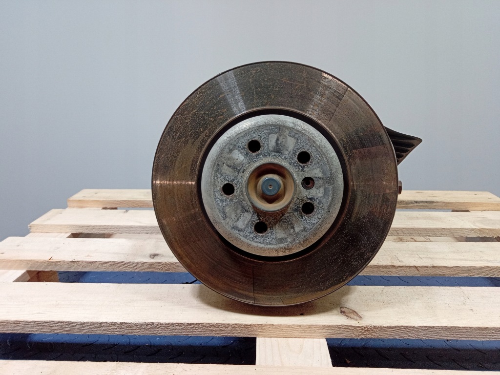 фото №1, Bmw 7 g11 g12 поворотный кулак правая задняя задняя ступица