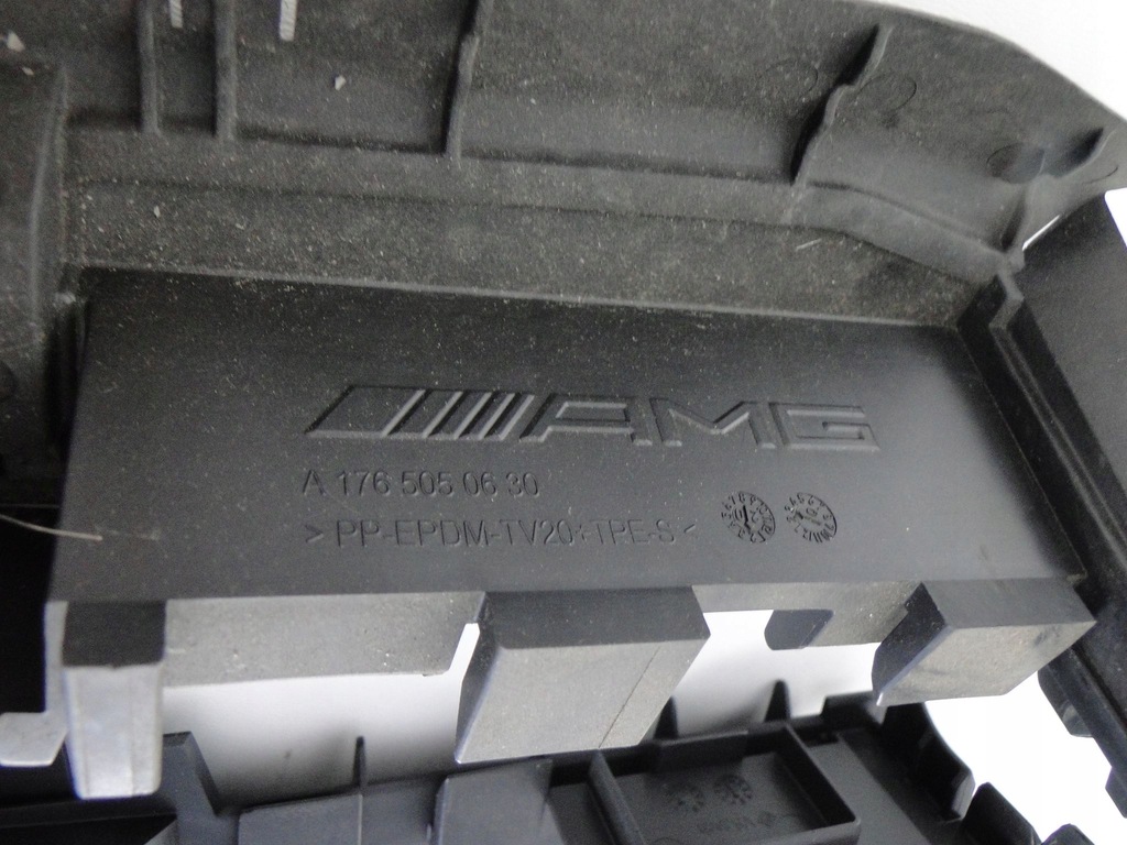 фото №8, Mercedes a w176 176 cla 117 gla 156 воздуховод воздуха верхний левая 45 amg