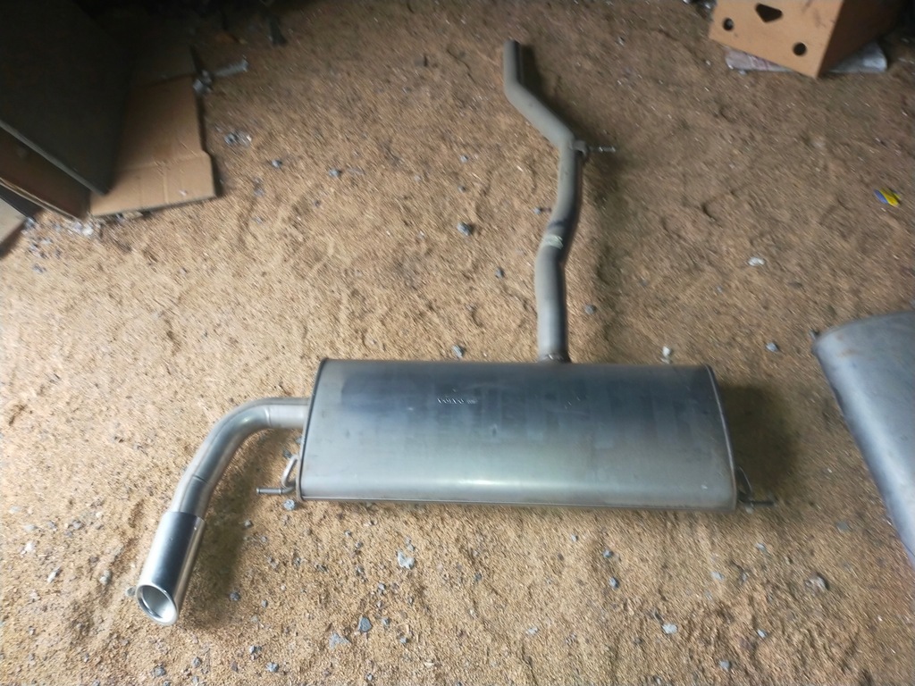 фото №1, Volvo v40 ii гасник вихлоп труба вихлопна 31478090