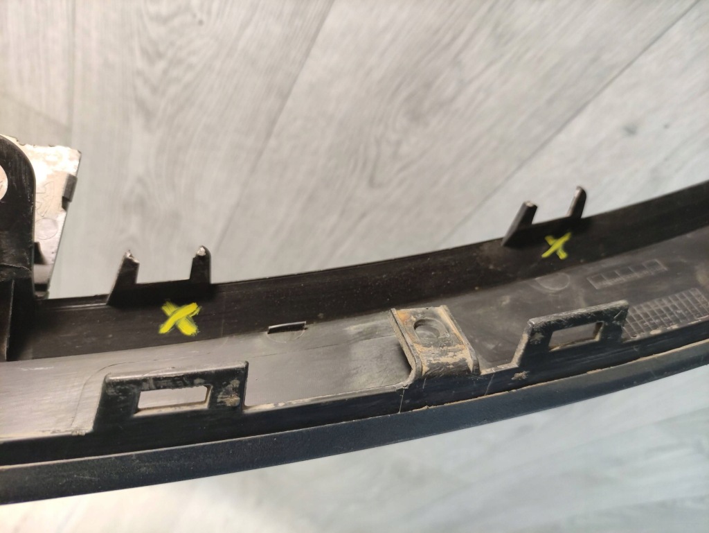 фото №12, Tesla model 3 спойлер накладка бампера задняя 110303500d