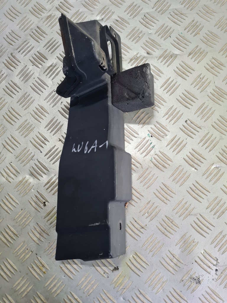 фото №1, Защита молдинг крыла левая kuga mk1