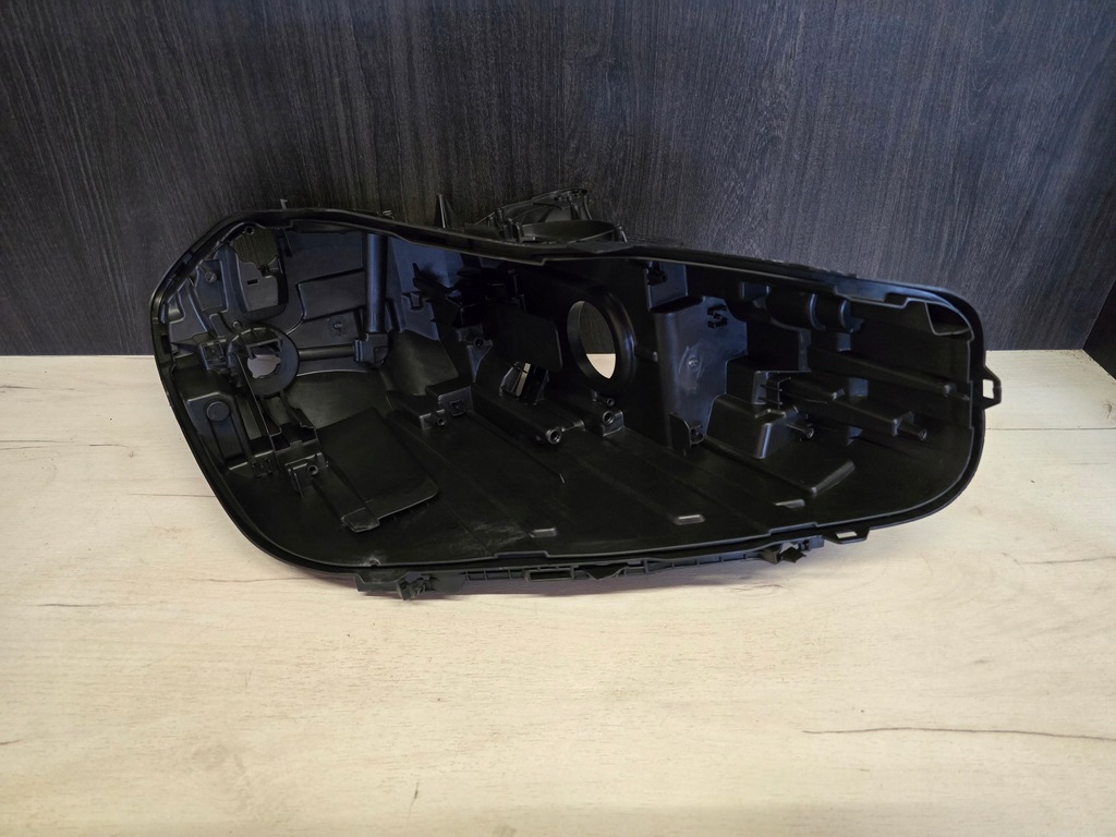 фото №1, Лампа корпус корпус led правая перед bmw 2 f44