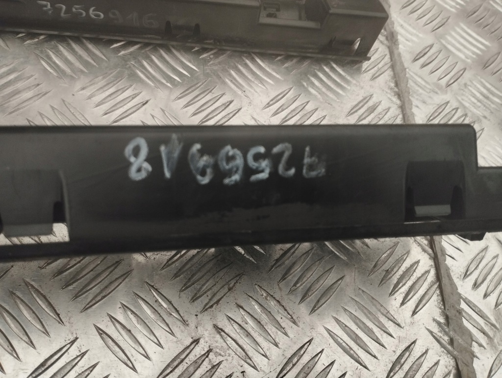 фото №9, Bmw f30 f31 напрямна кронштейн кронштейн правий 7256920 7256918 7256916