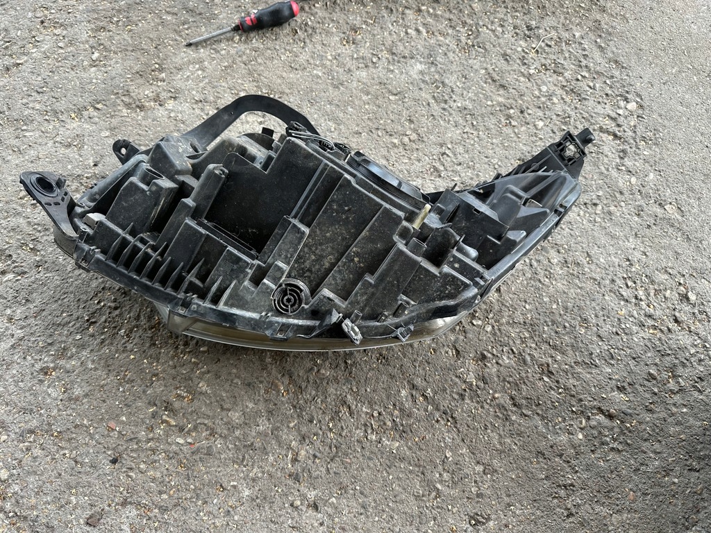 фото №9, Лампа правая перед citroen c5 iii 9684845280 eutopa