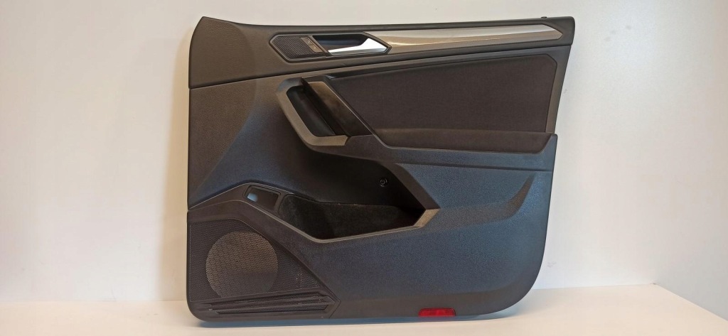 Купити Vw tiguan allspace обшивка двері правий перед 5nm867012bb