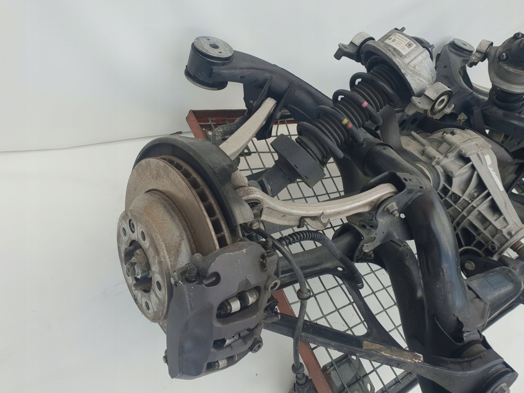 фото №15, Vw touareg ii 7p 10-18 підрамник міст привідний вал поворотний кулак важіль підвіска задня