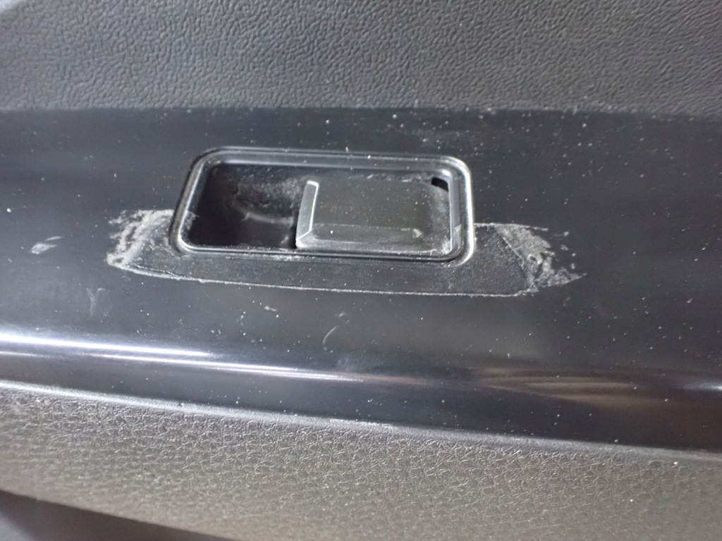 фото №9, Обшивка оббивка двері правий перед isuzu d-max iii 2021 6197