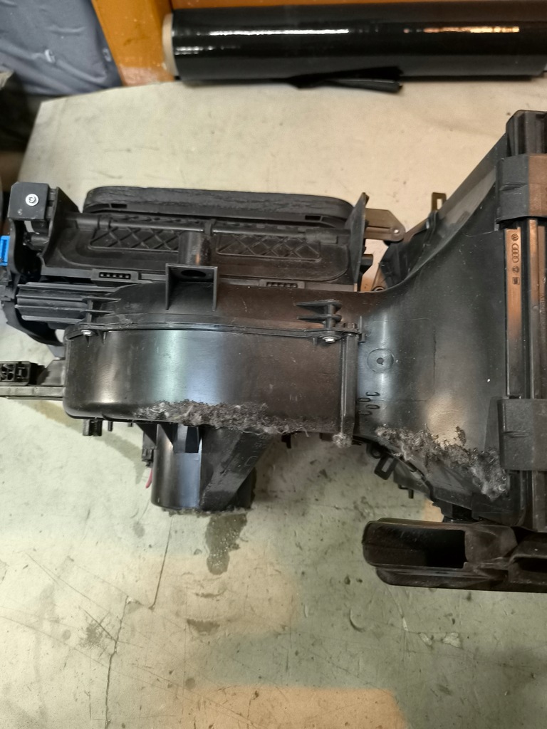 фото №5, Корпус обігрівача 6q1819303b skoda rapid ii 1.4d+wentylator+ двигуни