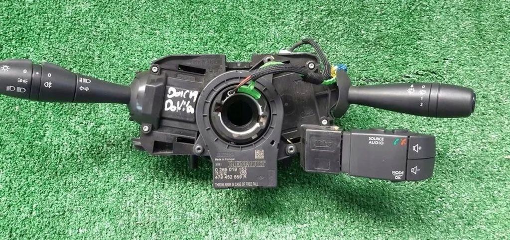 фото №1, Переключатель комбинированный dacia dokker 479452659r