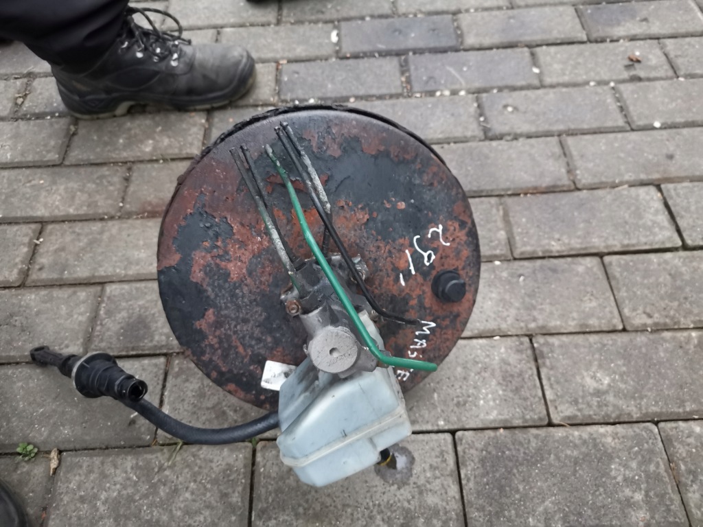 фото №1, Усилитель тормозов тормозные насос 82003353820 renault master ii movano