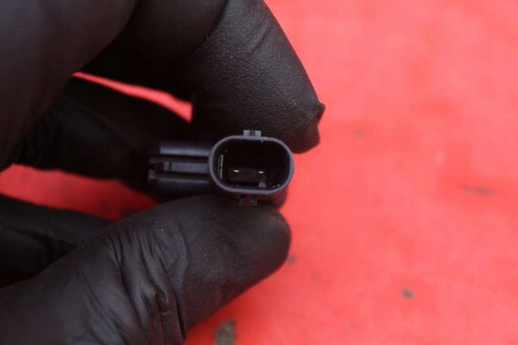 фото №5, Датчик ударный правый задняя 4m0959643 skoda kamiq 19-