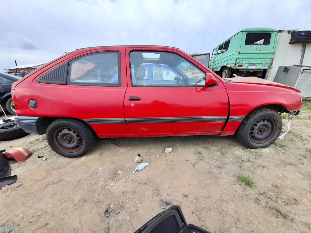 фото №13, Opel kadett e дверь левый перед левая передние