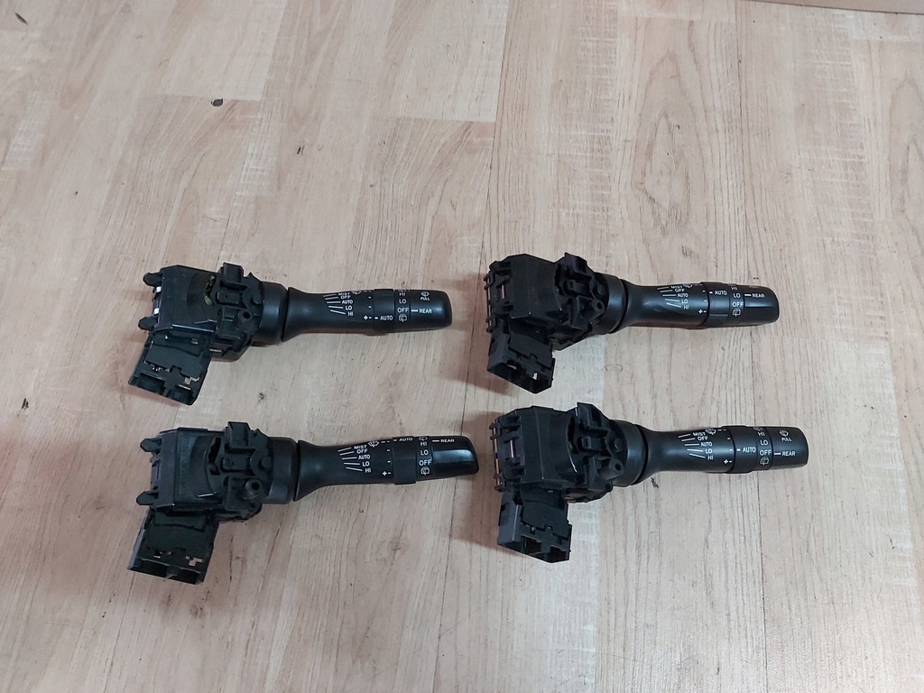 фото №1, Toyota rav4 iii рычаг переключатель дворник