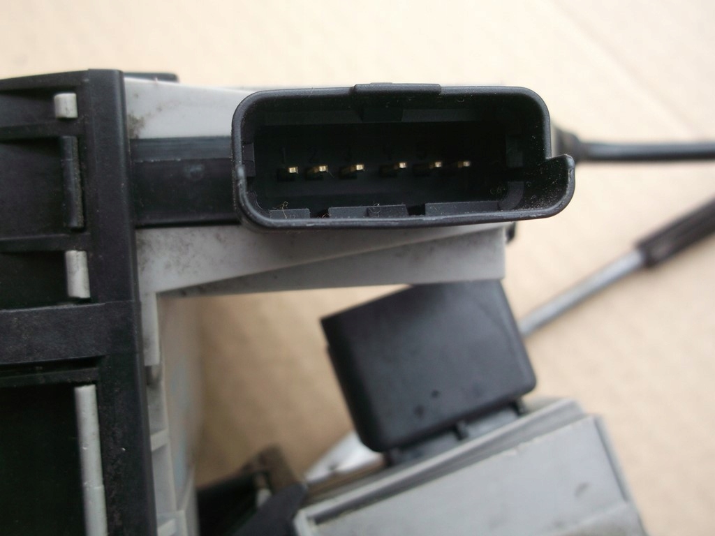 фото №6, Citroen ds4 замок дверь задняя левый 6 pin