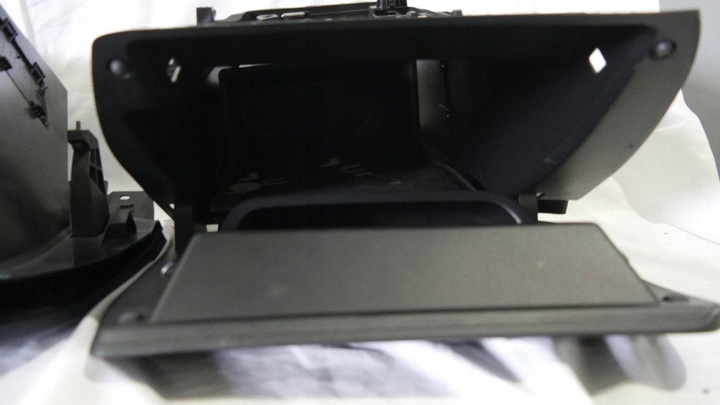 фото №9, Бардачок пасажира ds3 crossback europa