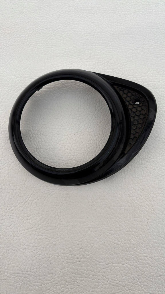 фото №1, Рамка бампера правий задня opel adam 13356491