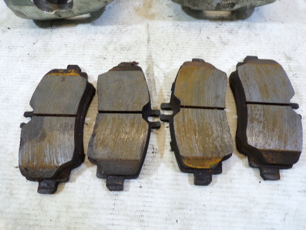 Гальмівні диски гальмівні перед передні супорти гальмівні гальмівні колодки mercedes w168 f Ціна