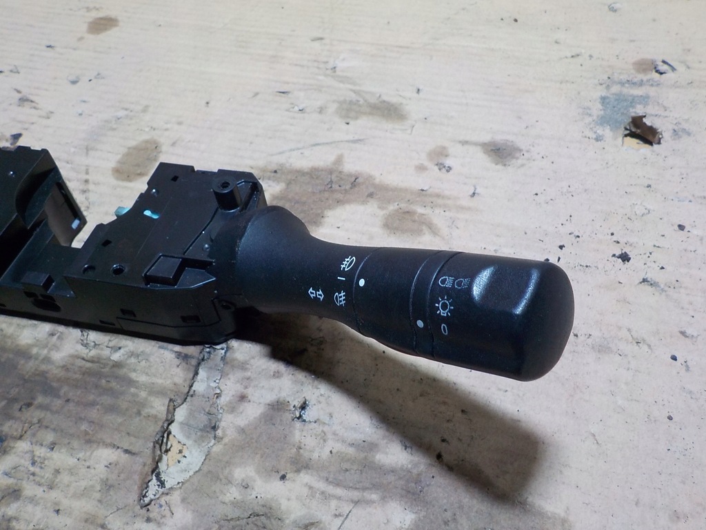 фото №6, Переключатель подрулевой переключатель renalut fluence 10r 255670039r