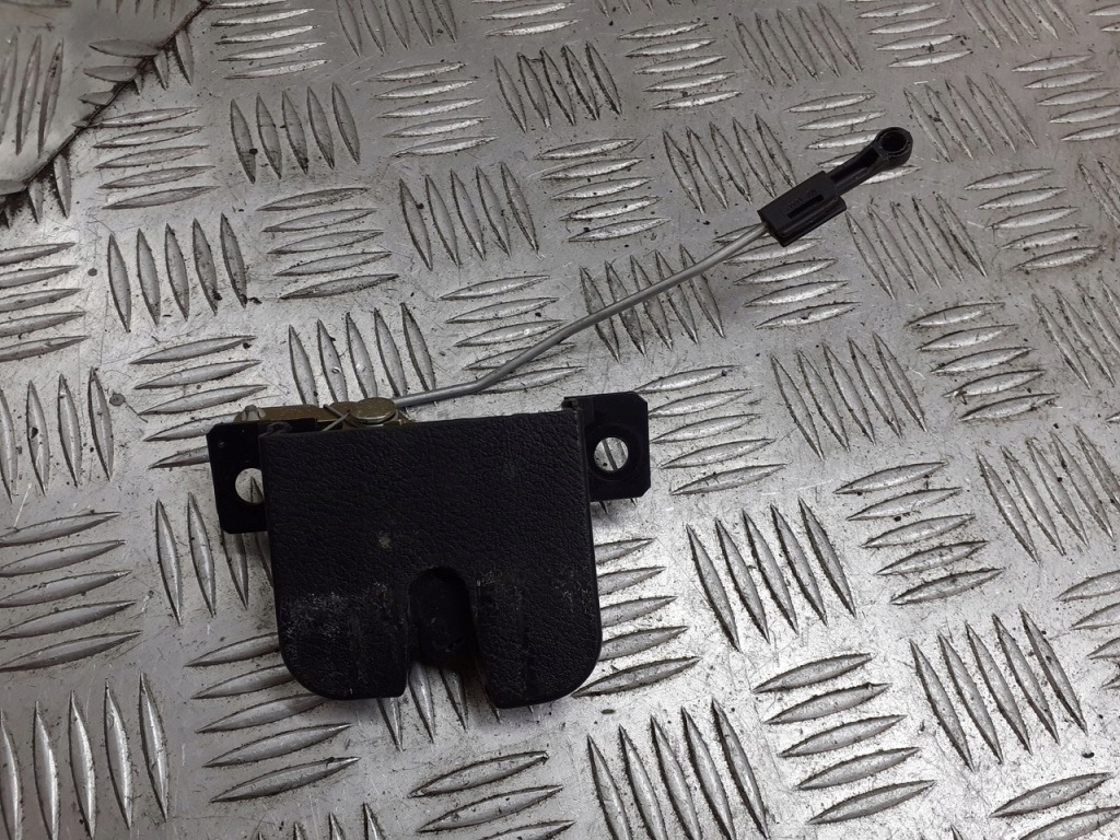 фото №1, Замок крышки багажника seat leon i 3b9827505c