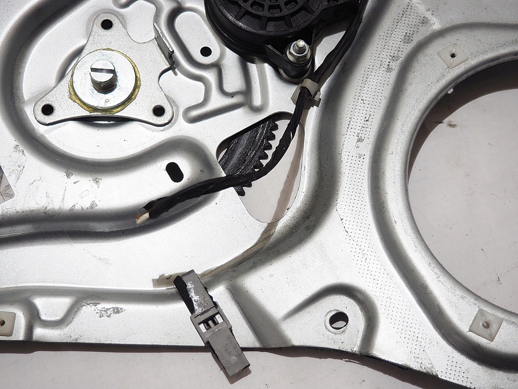 фото №13, Sportage ii підйомник скло лівий задня kompletny