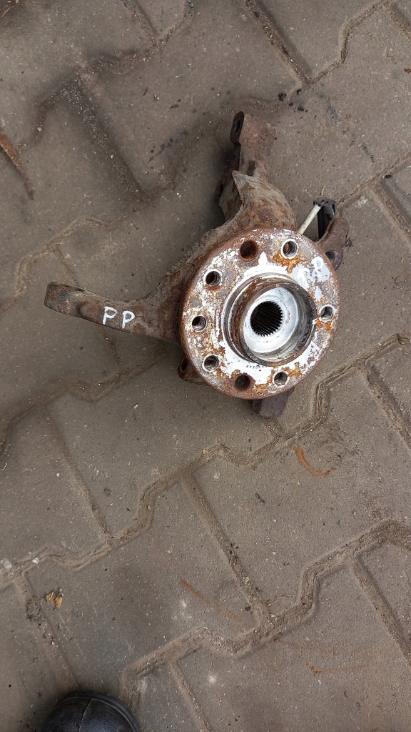 фото №1, Поворотный кулак правая перед opel astra ii g 2.0dti 99r