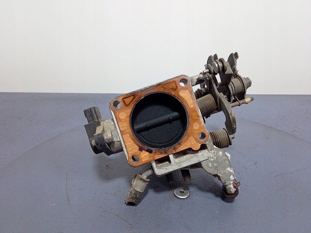 фото №4, Nissan maxima qx a32 3.0 v6 дросельна заслінка