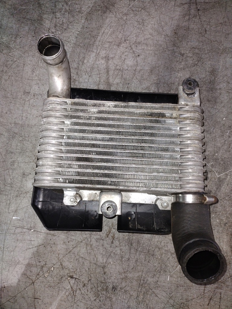 фото №5, Интеркулер toyota yaris 1.4 d4d 33010-369