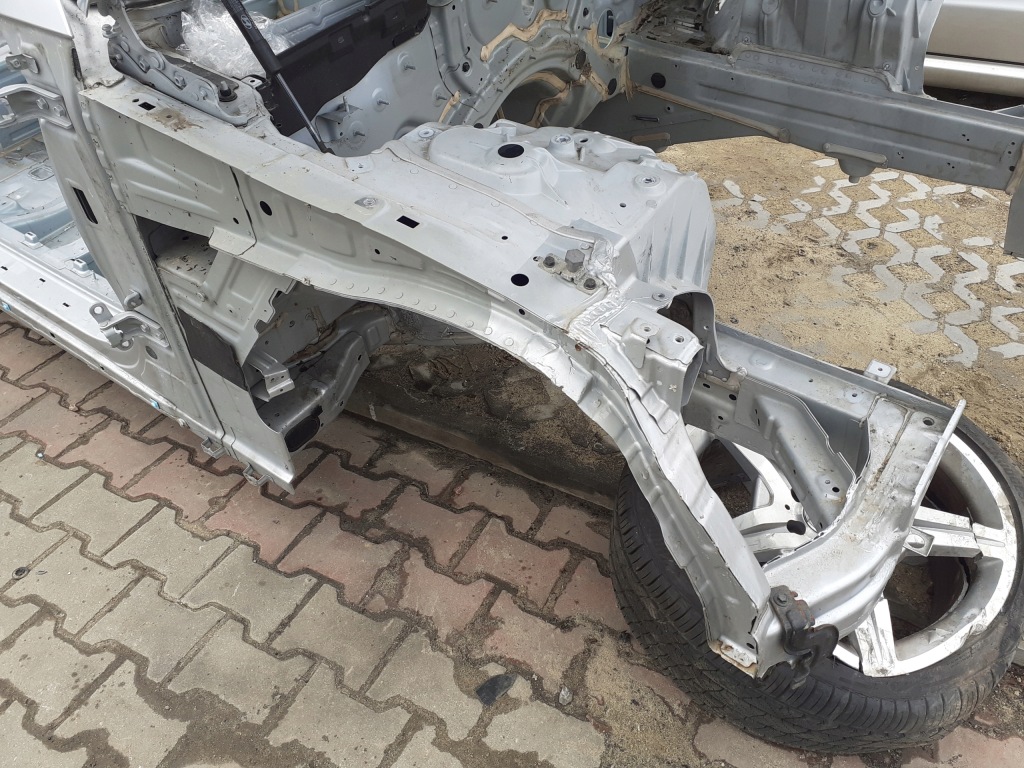 фото №4, Genesis g80 2015- четверть правый крыло задняя перед