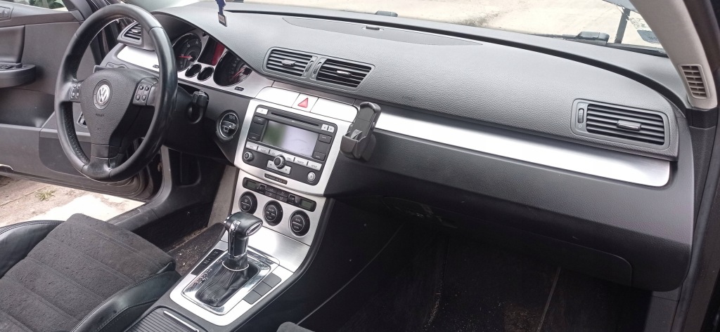 фото №1, Vw passat b6 приборная панель приборная приборная панель ремни подушка безопасности