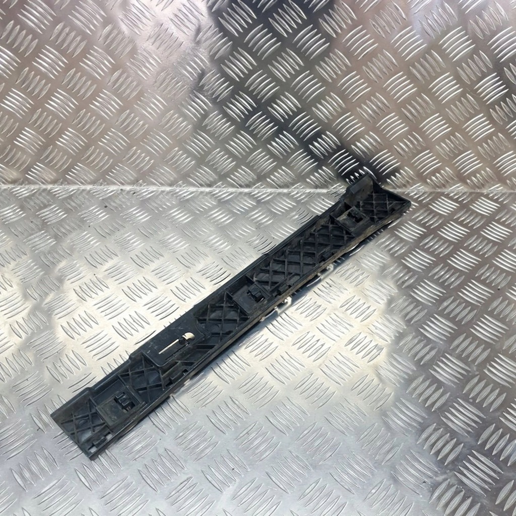 фото №5, Bmw 4 f32 f33 2015 задняя сторона левая молдинг порог