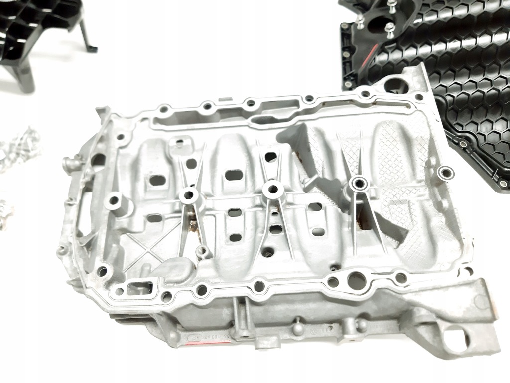 Купить Поддон масляная audi a6 c7 1.8 tfsi cyg 06l103598c 06l103603af
