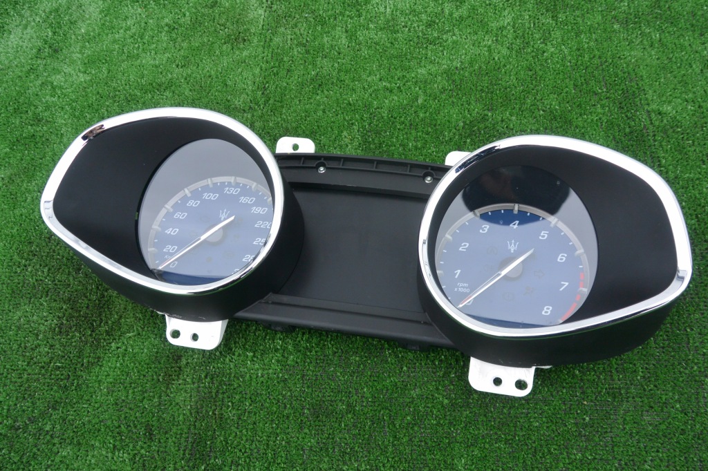 фото №1, Лічильник бензин maserati quattroporte eu