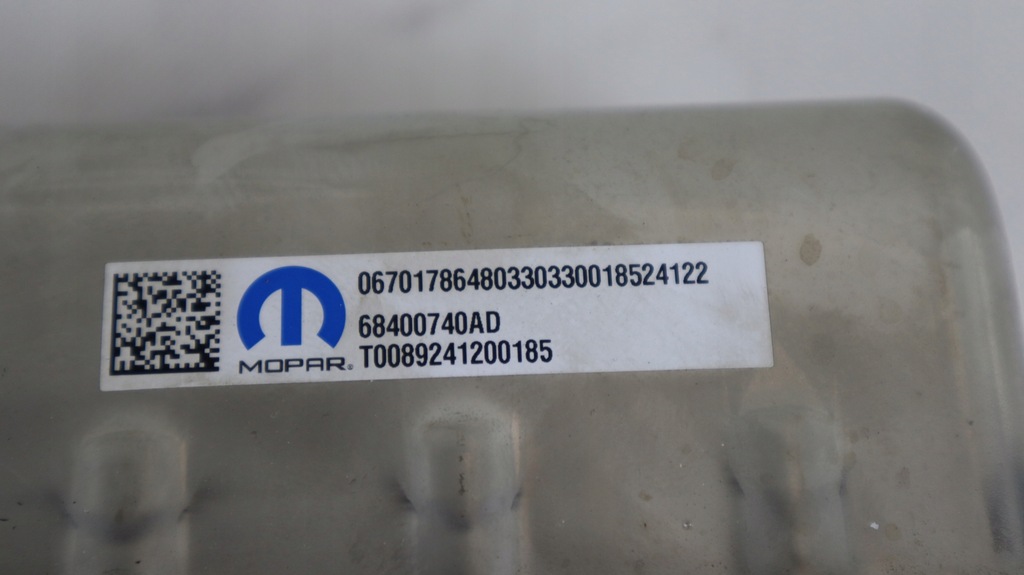 фото №5, Jeep wrangler jl 2.0 t hybrid 4xe 18- радіатор акумулятора 68400740ad