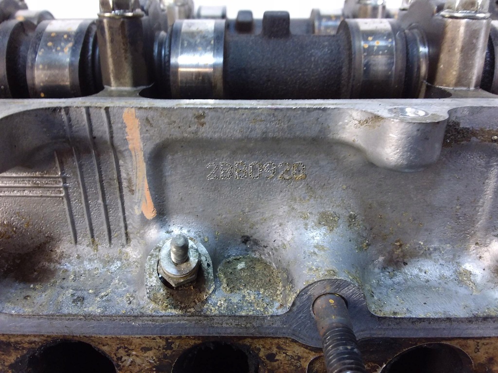 фото №7, Toyota avensis t27 2.0 d4d головка двигателя 1adftv