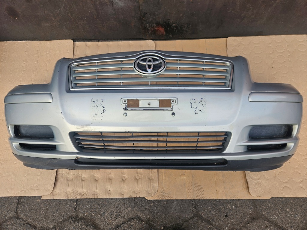 фото №1, Toyota avensis t25 03-06 бампер перед 6t1
