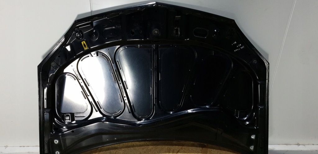 Капот opel tigra кабріолет Зі Шроту