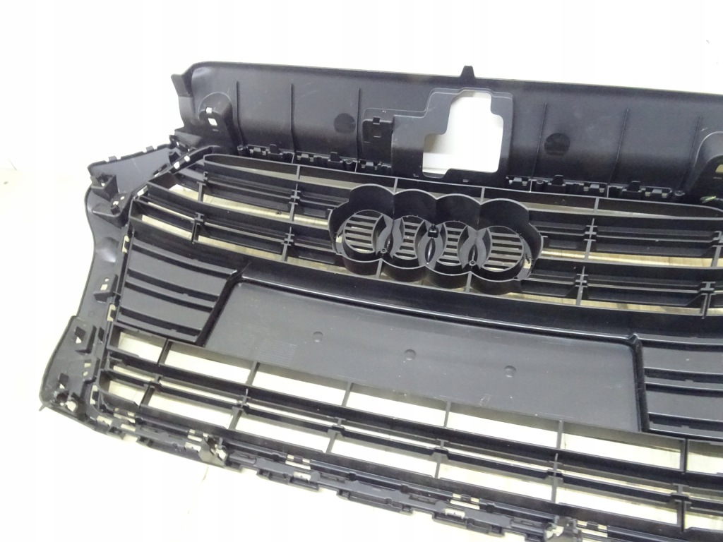 Audi a3 8v3 решётка радиатора решётка  радиатора 8v3853651aa Доставка