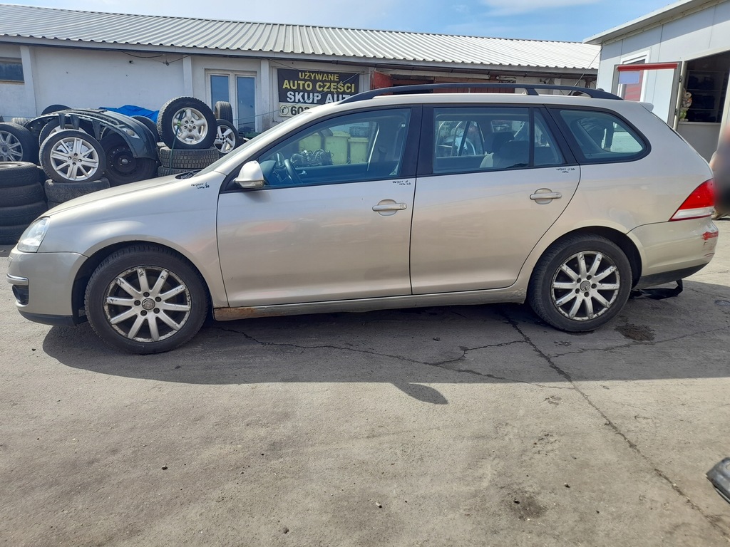 фото №15, Vw golf v pulpit приборная панель приборная консоль