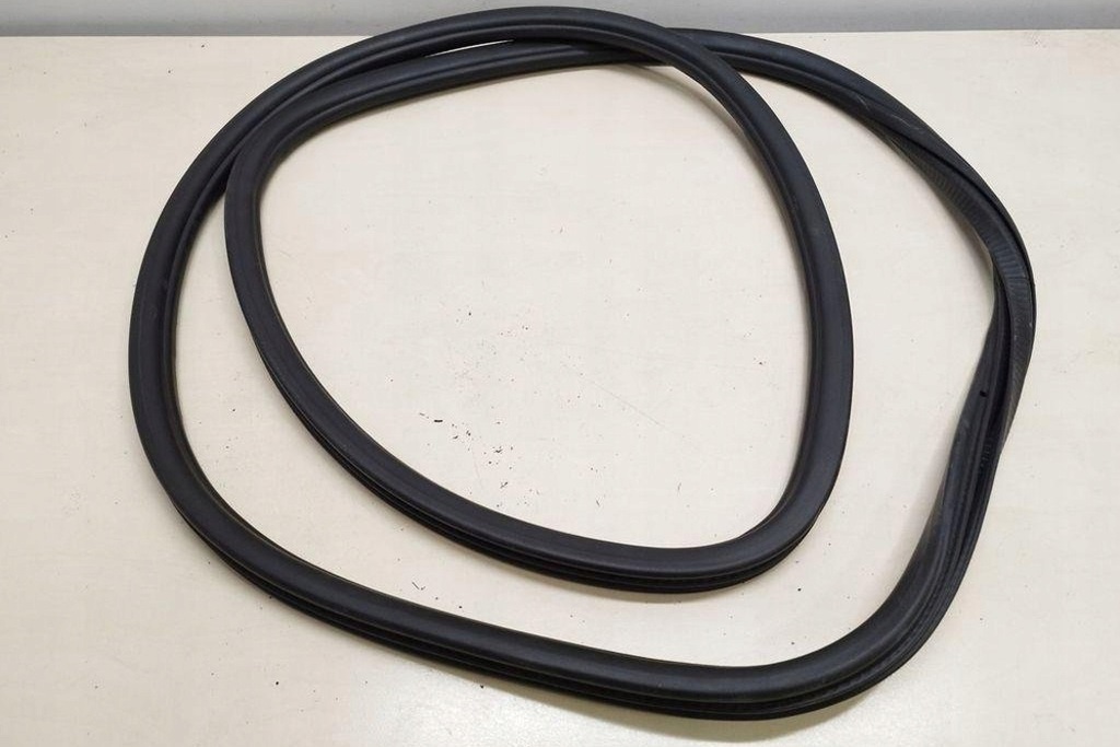 фото №9, Прокладка кузовна задніх двері porsche cayenne 92a 7p0867367d 4.8l