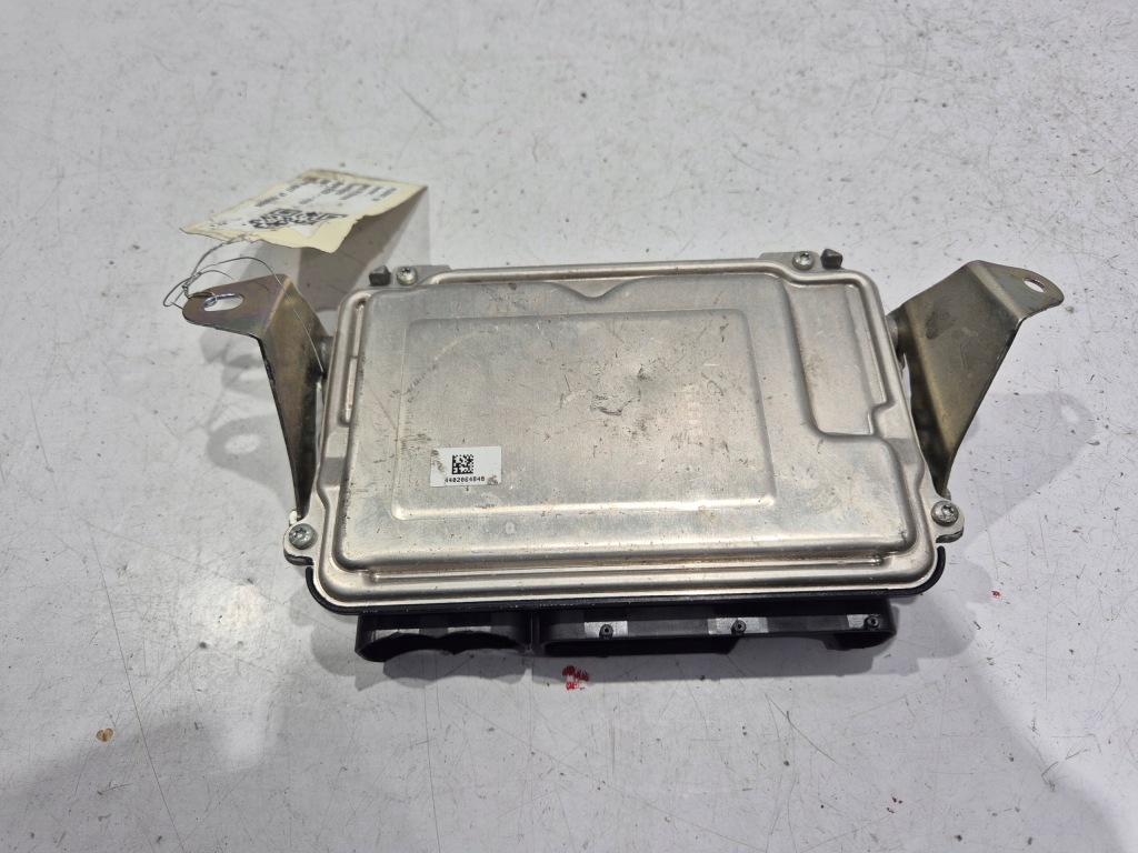 Бортовий комп'ютер toyota aygo ii 2 89661-0h790 0261s101db peugeot 108 citroen c1 ii Недорого