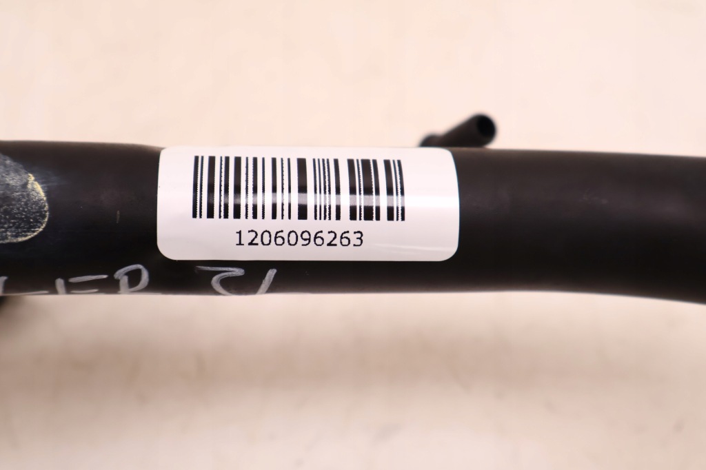 фото №6, Jeep wrangler jl 2.0 t hybrid 4xe 18- заливная горловина топлива