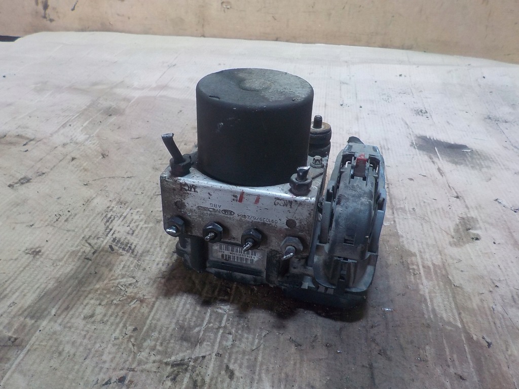 фото №5, Насос abs ceed 09r.